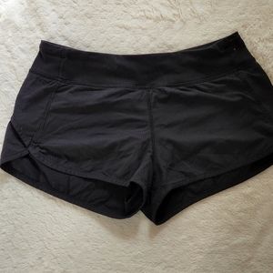 Ivivva by Lululemon speed up short sz14